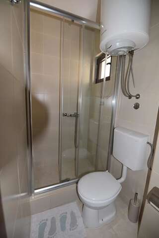 Апартаменты Studio Apartments 6 Palmi Будва Стандартные апартаменты-студио с балконом-5