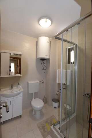 Апартаменты Studio Apartments 6 Palmi Будва Стандартные апартаменты-студио с балконом-29